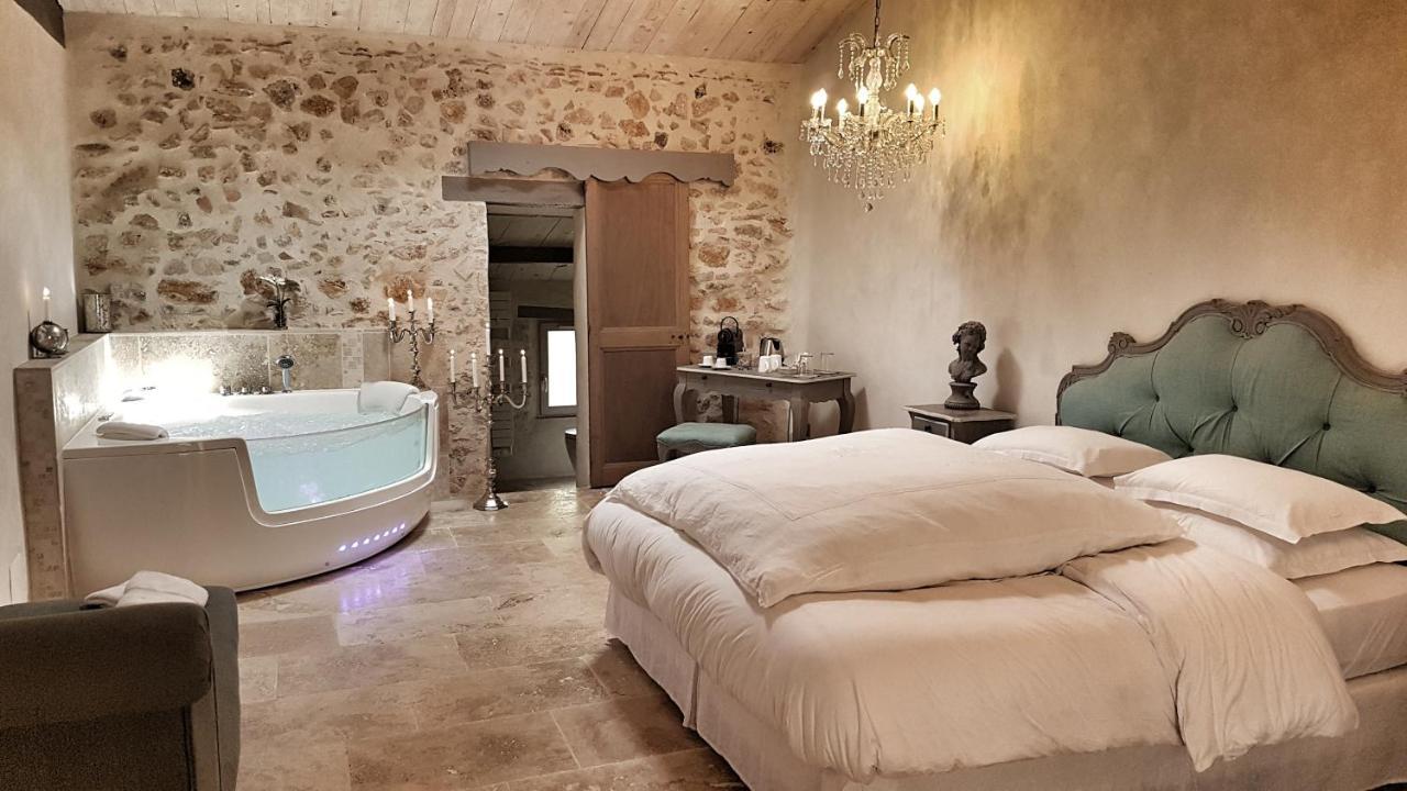 Bed and Breakfast Le Domaine Saint Martin Flassans-sur-Issole Екстер'єр фото