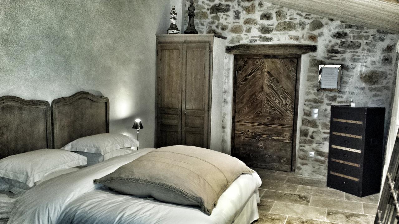 Bed and Breakfast Le Domaine Saint Martin Flassans-sur-Issole Екстер'єр фото