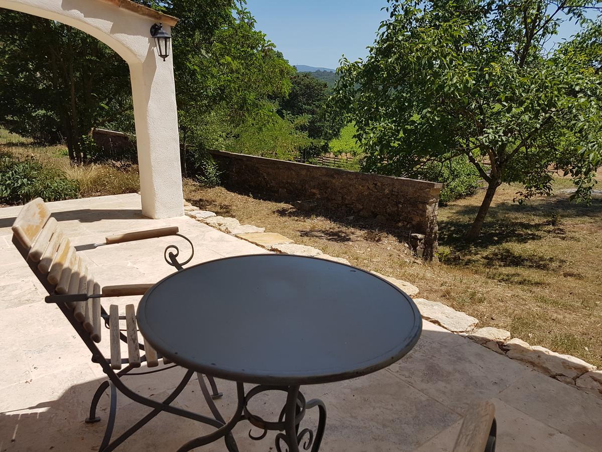Bed and Breakfast Le Domaine Saint Martin Flassans-sur-Issole Екстер'єр фото